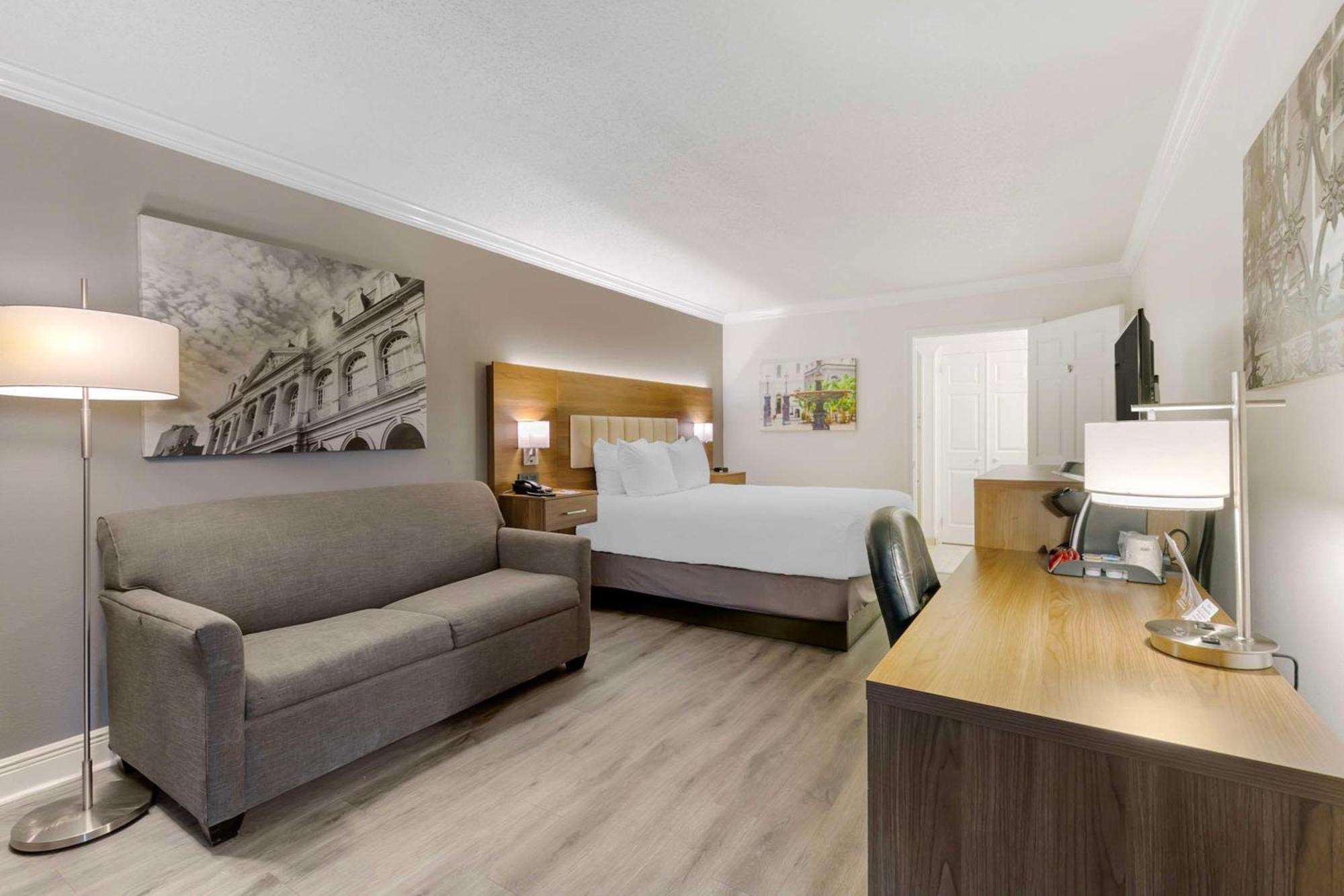 Best Western Plus Westbank Harvey Exterior photo